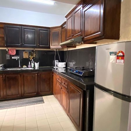 The Nest - Cozy 3-Bedroom Condo, Shah Alam Esterno foto